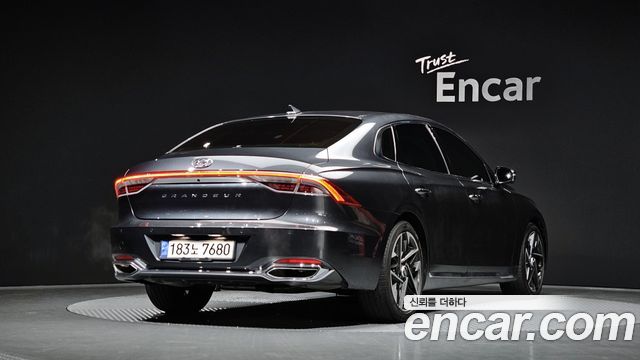 Hyundai Grandeur 3.3 — photo 1 of 20