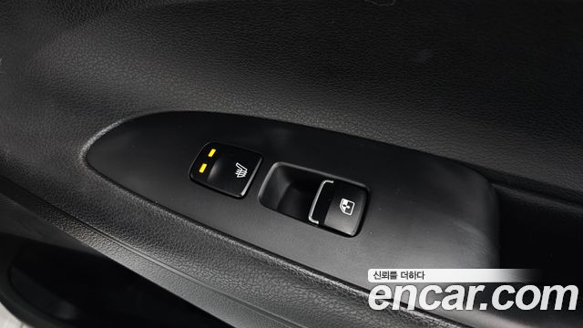 Hyundai Grandeur 3.0 LPi Rent Car — photo 1 of 32