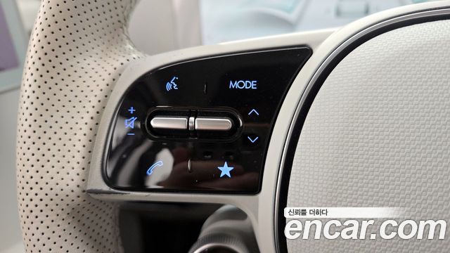 Hyundai Ioniq5 Long range — photo 1 of 32