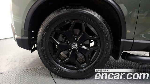 KG_Mobility_Ssangyong Rexton Diesel 2.2 4WD — photo 1 of 32