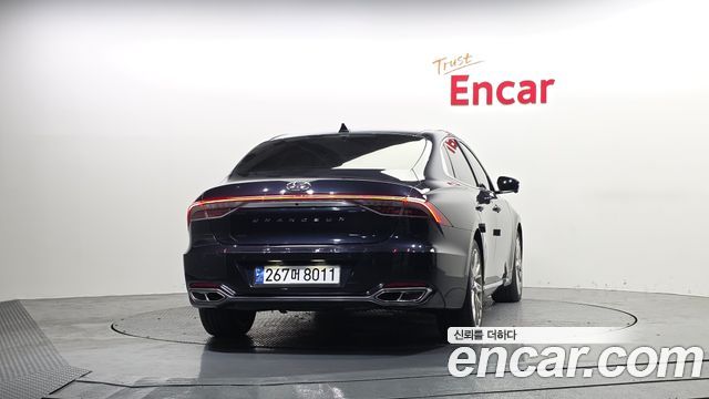 Hyundai Grandeur 3.3 — photo 1 of 33