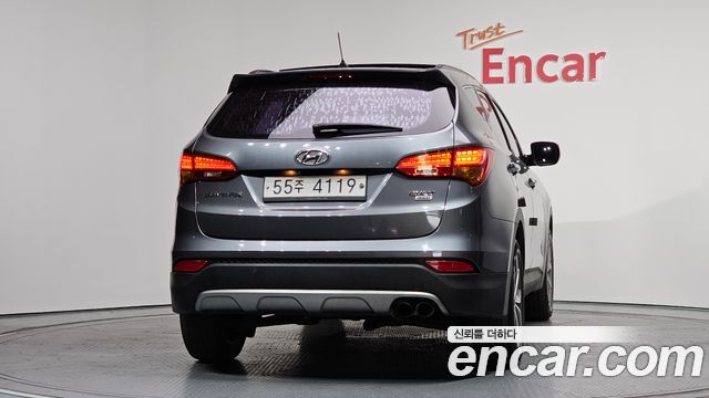 2013 Hyundai Santafe Diesel(e-VGT) 2.0 4WD Premium, photograph 8