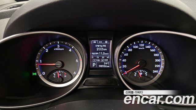 2013 Hyundai Santafe Diesel(e-VGT) 2.0 4WD Premium, photograph 5
