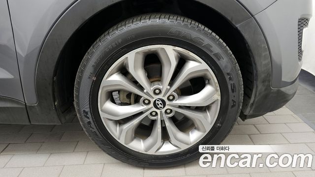 2013 Hyundai Santafe Diesel(e-VGT) 2.0 4WD Premium, photograph 3
