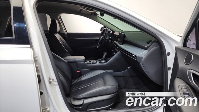 2023 Hyundai Sonata 2.0 LPG(Rent), photograph 3
