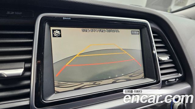 Hyundai Sonata 2.0 Modern — photo 1 of 30