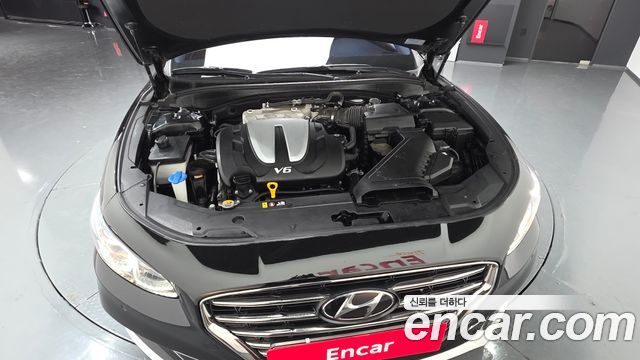 Hyundai Grandeur 3.0 LPi Modern (Rental Car) — photo 1 of 20