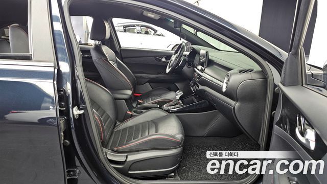 Kia K3 5Door GT Plus — photo 1 of 32