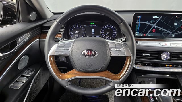 Kia K9 3.3 GDI AWD — photo 1 of 20