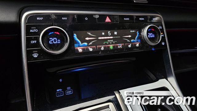 Genesis GV80 3.0 Diesel AWD — photo 1 of 31