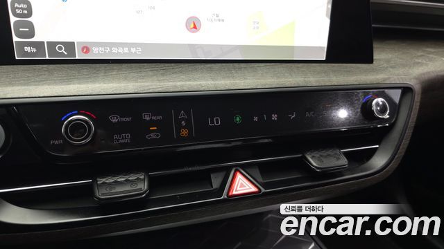 Kia K8 2.5 Gasoline 2WD