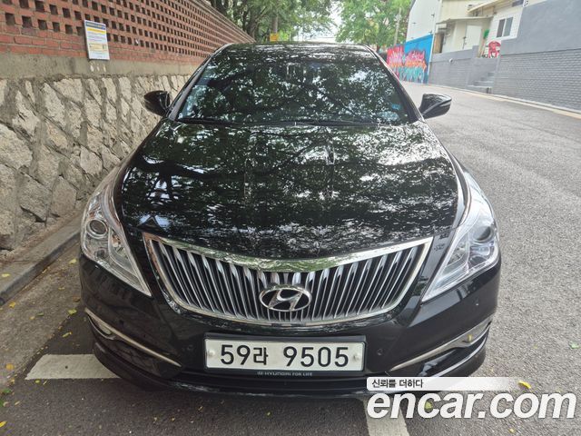 Hyundai Grandeur HG240 Modern — photo 1 of 10