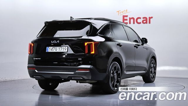 Kia Sorento Diesel 2.2 4WD — photo 1 of 37