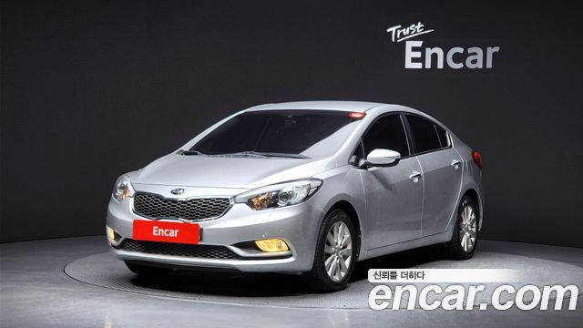 Kia K3 Trendy — photo 1 of 30