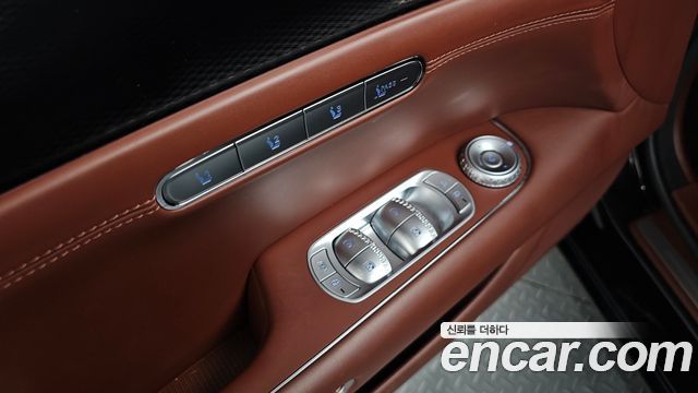 Genesis G90 Gasoline 3.5 Turbo AWD — photo 1 of 35