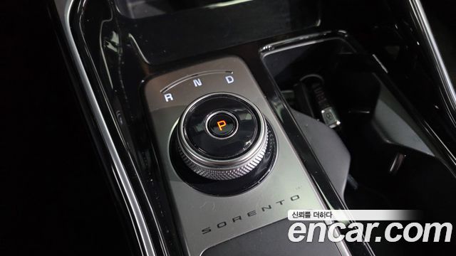 Kia Sorento HEV 1.6 2WD — photo 1 of 31