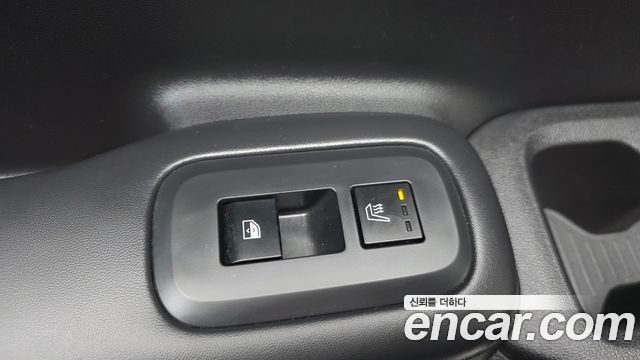 2023 Hyundai Santafe Gasoline 2.5T 4WD, photograph 3