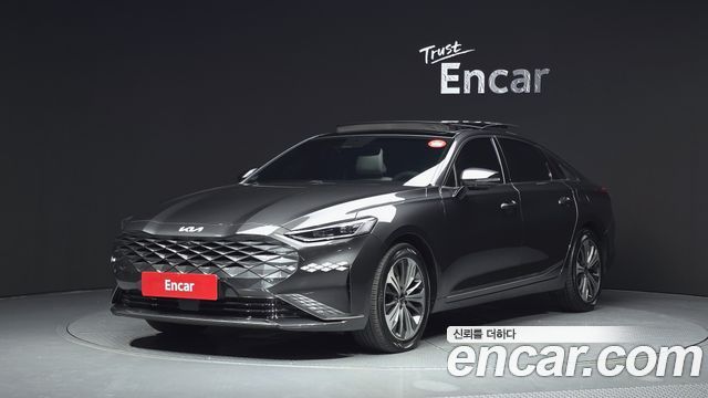 Kia K8 Signature — photo 1 of 38