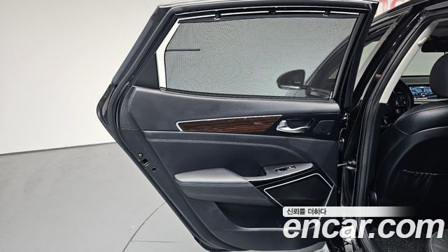Kia K7 Noblesse Special — photo 1 of 38
