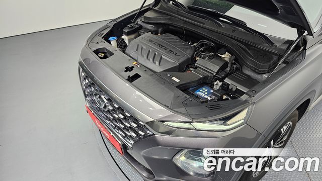 Hyundai Santafe Diesel 2.0 2WD — photo 1 of 34
