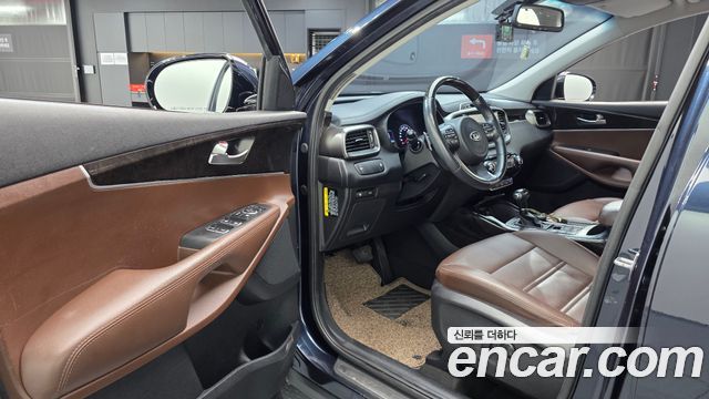 Kia Sorento Diesel 2.0 2WD — photo 1 of 32