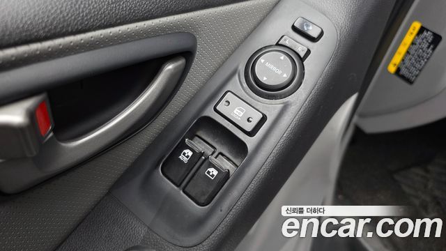 2019 Hyundai Starex Van 3-Seater, photograph 11