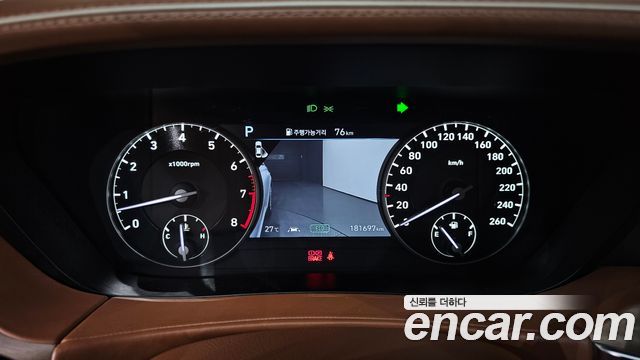 Genesis G90 5.0 AWD — photo 1 of 20