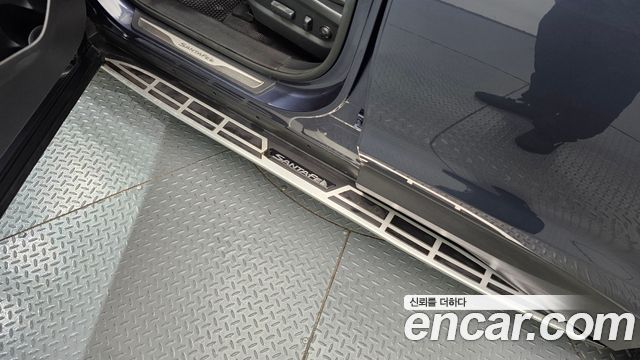 Hyundai Santafe Diesel(e-VGT) 2.0 2WD Exclusive — photo 1 of 32