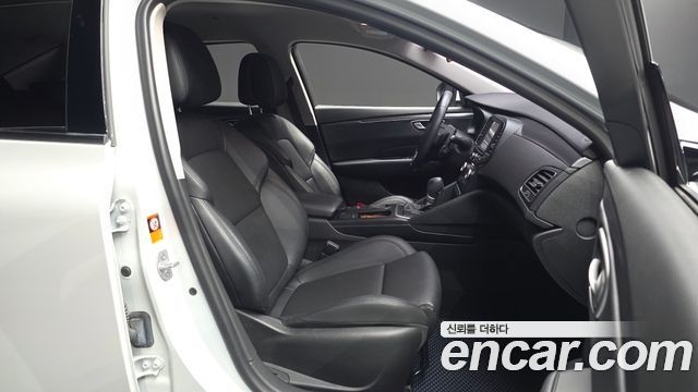 Renault-KoreaSamsung SM6 2.0 GDe SE — photo 1 of 31