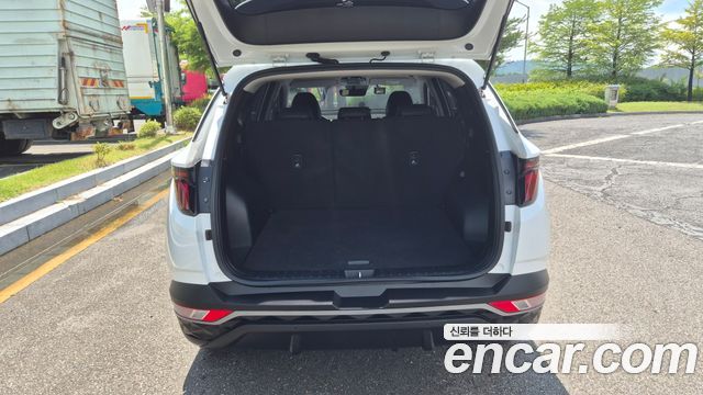 Hyundai Tucson Gasoline 1.6 Turbo 2WD — photo 1 of 18