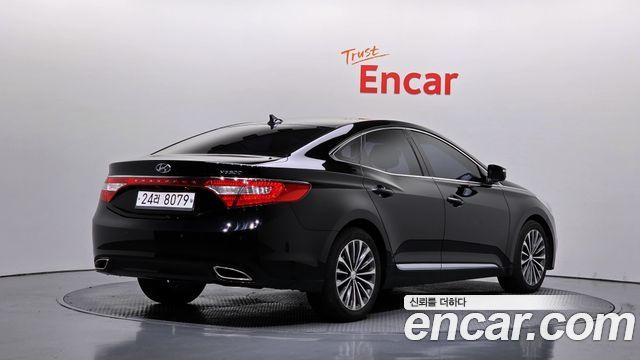 2013 Hyundai Grandeur HG300 Premium, photograph 10