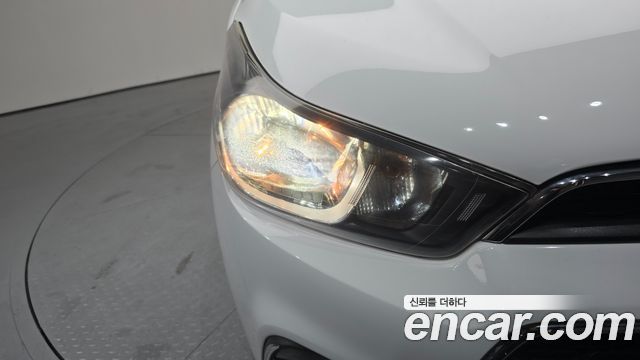 ChevroletGMDaewoo Spark LTZ — photo 1 of 31