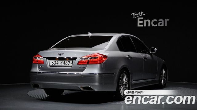 Hyundai Genesis BH330 Premium — photo 1 of 30