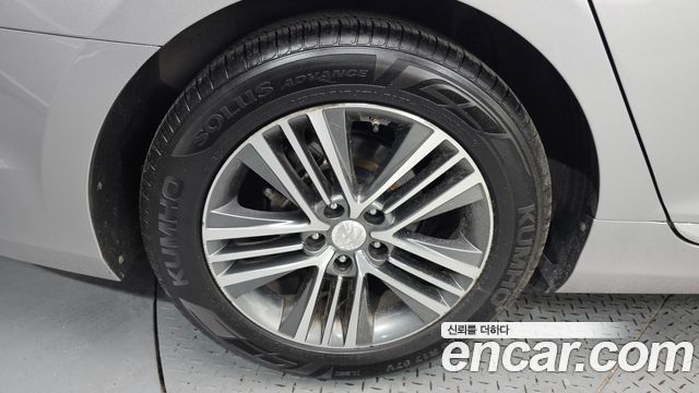 Hyundai Grandeur HG240 Modern — photo 1 of 20