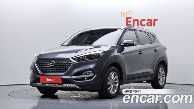 Hyundai Tucson Diesel 1.7 2WD — photo 1 of 20