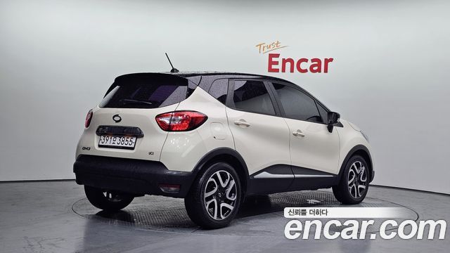 2015 Renault-KoreaSamsung QM3 LE, photograph 3