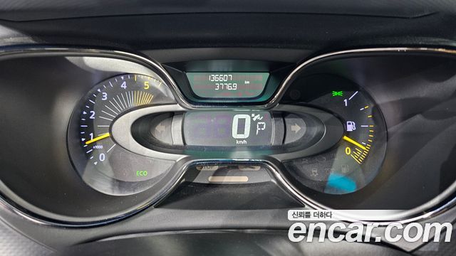 2015 Renault-KoreaSamsung QM3 LE, photograph 12