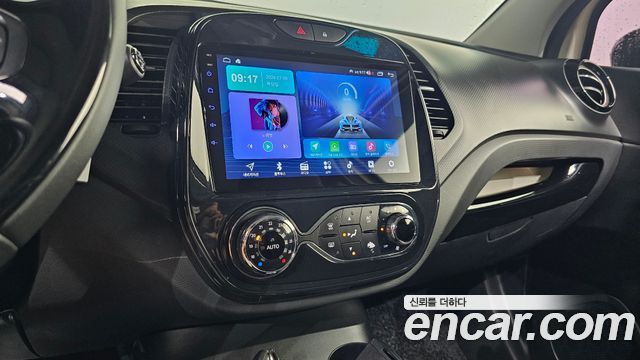 2015 Renault-KoreaSamsung QM3 LE, photograph 4