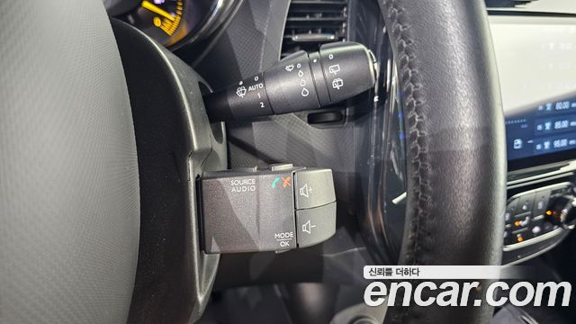 2015 Renault-KoreaSamsung QM3 LE, photograph 11