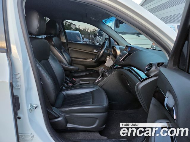 ChevroletGMDaewoo Orlando 2.0 Diesel LT — photo 1 of 20