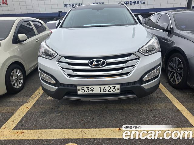 Hyundai Santafe Diesel(e-VGT) 2.2 2WD Smart — photo 1 of 15