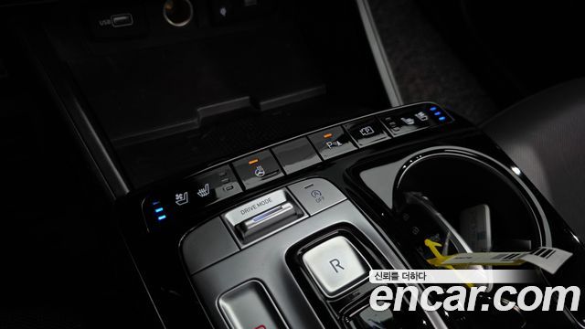 Hyundai Tucson Gasoline 1.6 Turbo 2WD — photo 1 of 40
