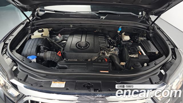 KG_Mobility_Ssangyong Rexton Diesel 2.2 4WD — photo 1 of 20