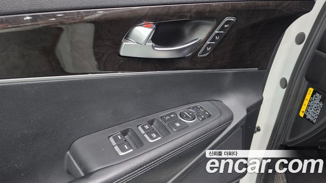 Kia Sorento Diesel 2.2 2WD — photo 1 of 33