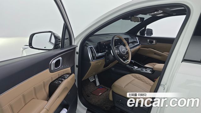 Kia Sorento HEV 1.6 4WD — photo 1 of 33