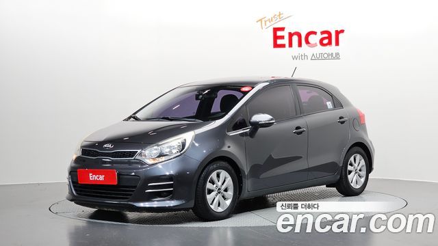 2015 Kia pride Diesel 5DR 1.4, photograph 3