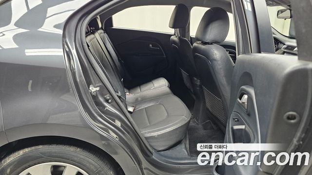 2015 Kia pride Diesel 5DR 1.4, photograph 4