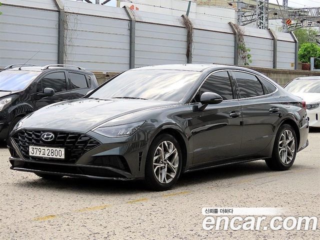 Hyundai Sonata 1.6 Turbo — photo 1 of 20