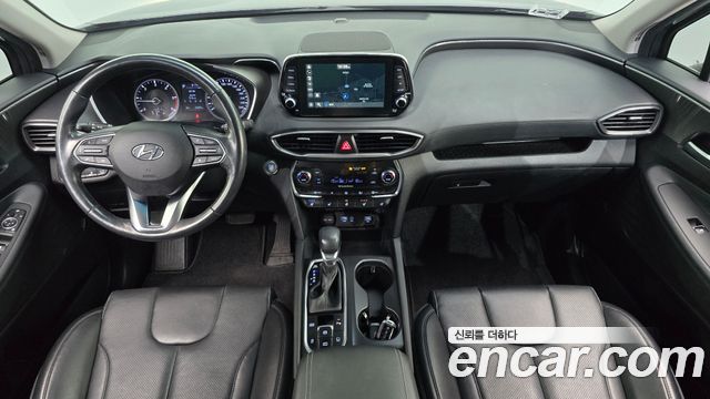 Hyundai Santafe Diesel 2.0 2WD — photo 1 of 32