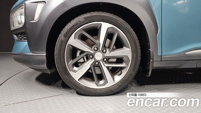 Hyundai Kona 1.6 Turbo 2WD — photo 1 of 32